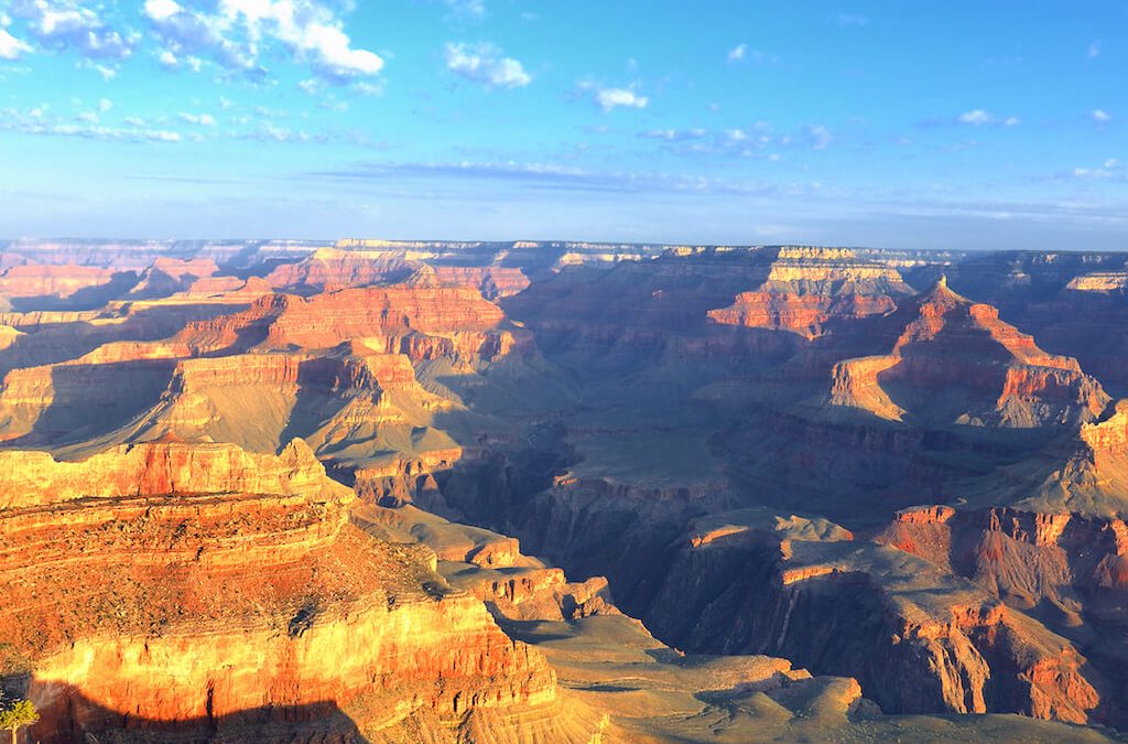 Grand Canyon of Arizona. Articulo con algunos de los mejores bancos en Arizona.